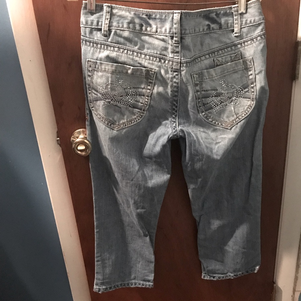 Aeropostale cropped/Capri jeans bling crown size 9